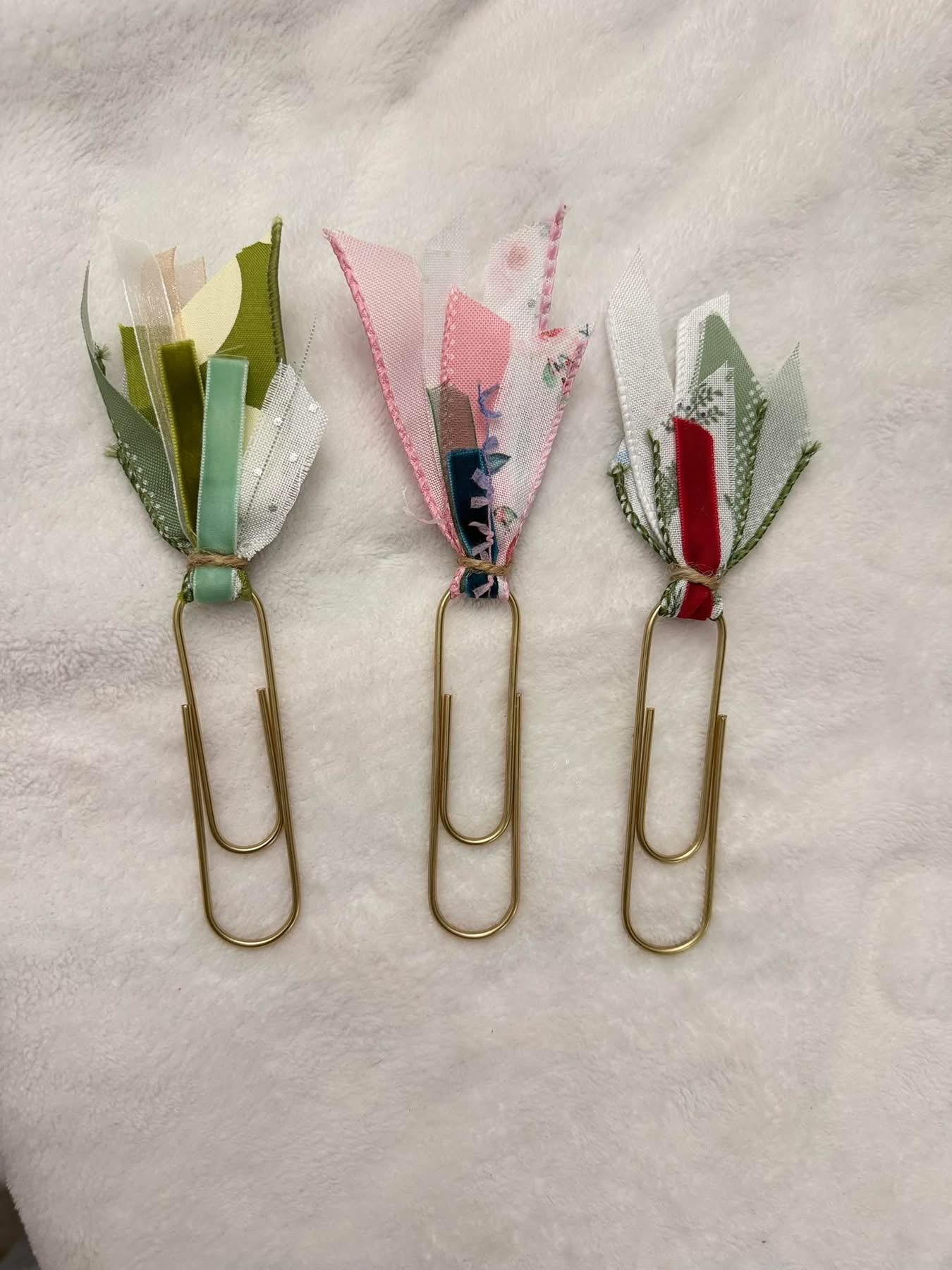 Floral paperclip bookmarks